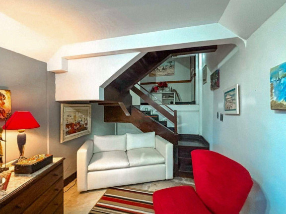 Imagem Casa com 6 Quartos à Venda, 500 m² em Itaipu - Niterói Imagem Casa com 6 Quartos à Venda, 500 m² em Itaipu - Niterói