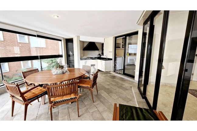 Apartamento com 4 Quartos à Venda, 380 m² em Morumbi - São Paulo