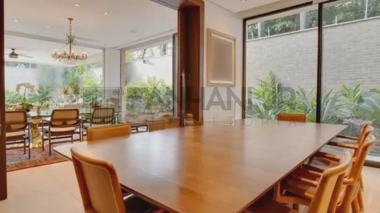 Imagem Casa com 6 Quartos à Venda, 1.300 m² em Jardim Europa - São Paulo