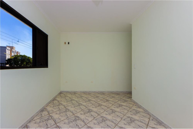 Imagem Casa com 4 Quartos à Venda, em Parque Císper - São Paulo Imagem Casa com 4 Quartos à Venda, em Parque Císper - São Paulo
