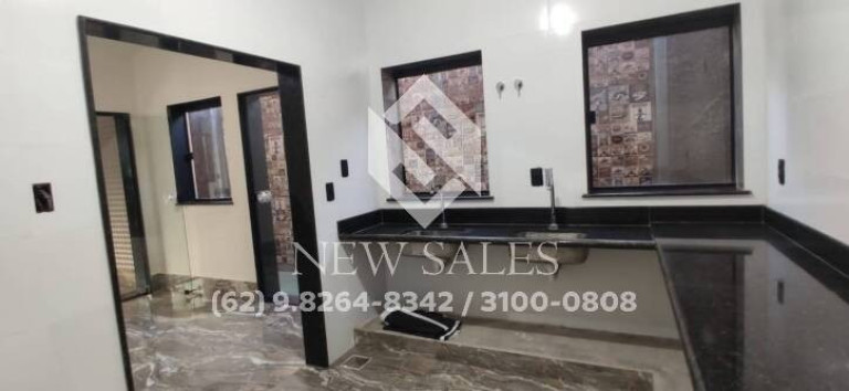 Imagem Casa com 4 Quartos à Venda, 222 m² em Setor Sul - Goiânia