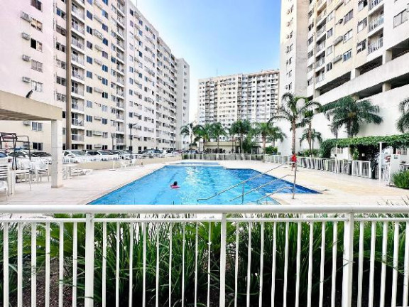 Imagem Imóvel com 2 Quartos à Venda, 60 m² em Del Castilho - Rio De Janeiro Imagem Imóvel com 2 Quartos à Venda, 60 m² em Del Castilho - Rio De Janeiro
