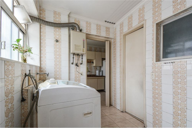 Imagem Imóvel com 3 Quartos à Venda,  em Moema - São Paulo