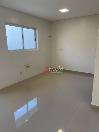 Imagem Sobrado com 3 Quartos à Venda, 141 m² em Canadá - Cascavel