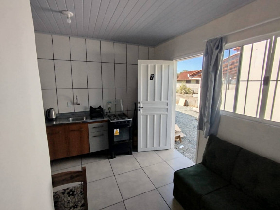 Imagem Casa com 1 Quarto para Alugar, em Salinas - Balneário Barra Do Sul Imagem Casa com 1 Quarto para Alugar, em Salinas - Balneário Barra Do Sul