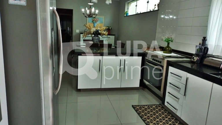 Imagem Casa com 3 Quartos à Venda, 146 m² em Jardim Guanca - São Paulo Imagem Casa com 3 Quartos à Venda, 146 m² em Jardim Guanca - São Paulo