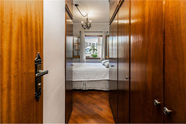 Imagem Casa com 3 Quartos à Venda, em Vila Monumento - São Paulo Imagem Casa com 3 Quartos à Venda, em Vila Monumento - São Paulo