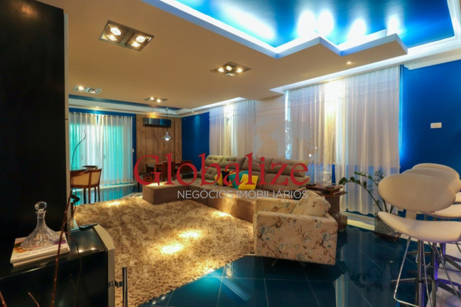 Imagem Casa com 5 Quartos à Venda, 315 m² em Boqueirão - Santos