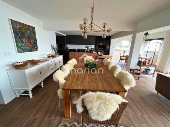 Imagem Sobrado com 6 Quartos à Venda, 450 m² em Centro - Balneário Piçarras Imagem Sobrado com 6 Quartos à Venda, 450 m² em Centro - Balneário Piçarras