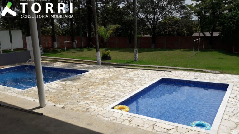 Imagem Imóvel com 2 Quartos à Venda, 200 m² em Centro - Araçoiaba Da Serra Imagem Imóvel com 2 Quartos à Venda, 200 m² em Centro - Araçoiaba Da Serra