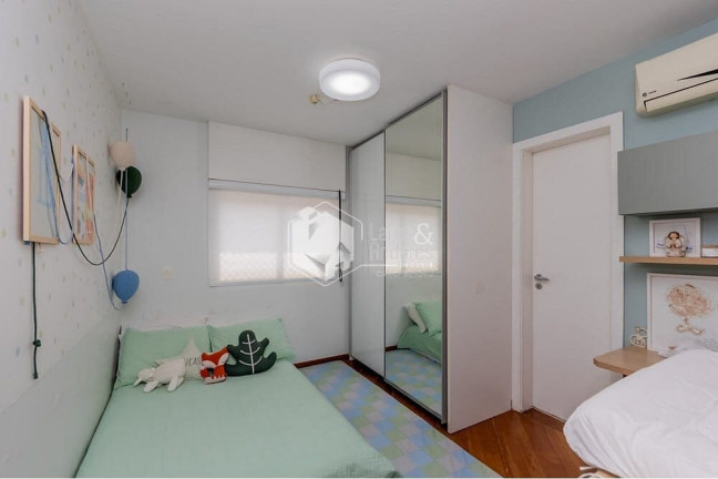 Imagem Imóvel com 4 Quartos à Venda, 350 m² em Vila Mariana - São Paulo Imagem Imóvel com 4 Quartos à Venda, 350 m² em Vila Mariana - São Paulo