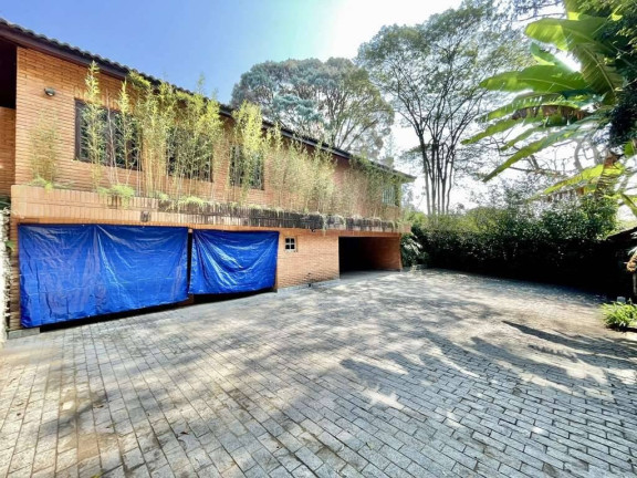 Imagem Casa com 5 Quartos à Venda, em Vila Santo Antonio - Cotia Imagem Casa com 5 Quartos à Venda, em Vila Santo Antonio - Cotia