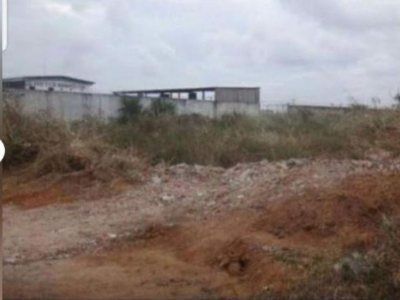 Imagem Terreno à Venda ou Locação, 1.089 m² em Stella Maris - Salvador Imagem Terreno à Venda ou Locação, 1.089 m² em Stella Maris - Salvador
