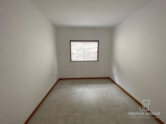 Imagem Casa com 2 Quartos à Venda, 54 m² em Cascata Do Imbuí - Teresópolis