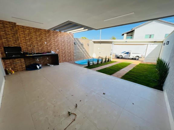 Imagem Casa com 3 Quartos à Venda, 200 m² em Moinho Dos Ventos - Goiânia Imagem Casa com 3 Quartos à Venda, 200 m² em Moinho Dos Ventos - Goiânia
