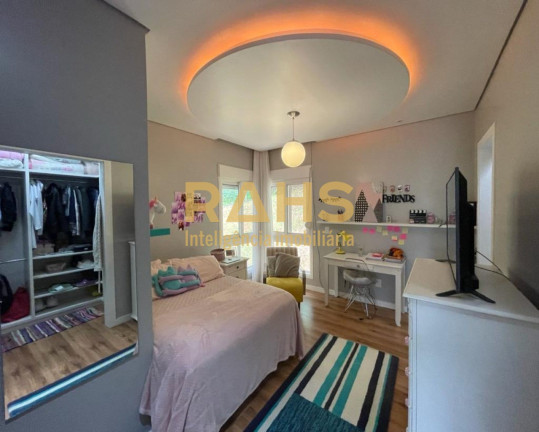 Imagem Casa com 3 Quartos à Venda, 1.365 m² em São Marcos - Joinville Imagem Casa com 3 Quartos à Venda, 1.365 m² em São Marcos - Joinville
