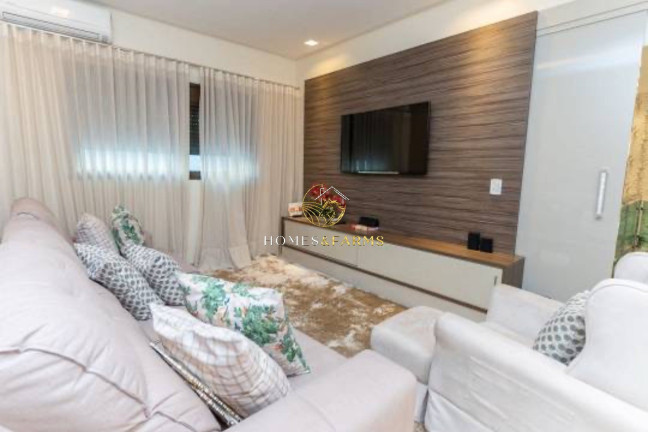 Imagem Casa com 4 Quartos à Venda, 351 m² em Jardins Madri - Goiânia Imagem Casa com 4 Quartos à Venda, 351 m² em Jardins Madri - Goiânia