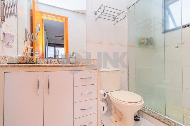 Imagem Apartamento com 2 Quartos à Venda, 74 m² em Petrópolis - Porto Alegre