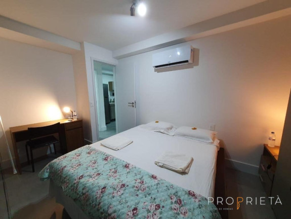 Imagem Apartamento com 1 Quarto à Venda, 68 m² em Copacabana - Rio De Janeiro