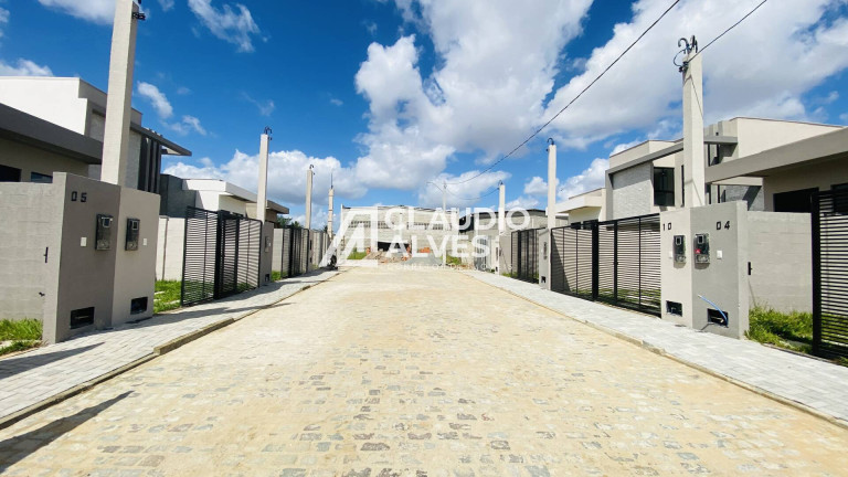 Imagem Casa com 3 Quartos à Venda, 78 m² em Parque Ipê - Feira De Santana