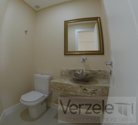 Imagem Apartamento com 4 Quartos para Temporada, 183 m² em Centro - Balneário Camboriú Imagem Apartamento com 4 Quartos para Temporada, 183 m² em Centro - Balneário Camboriú