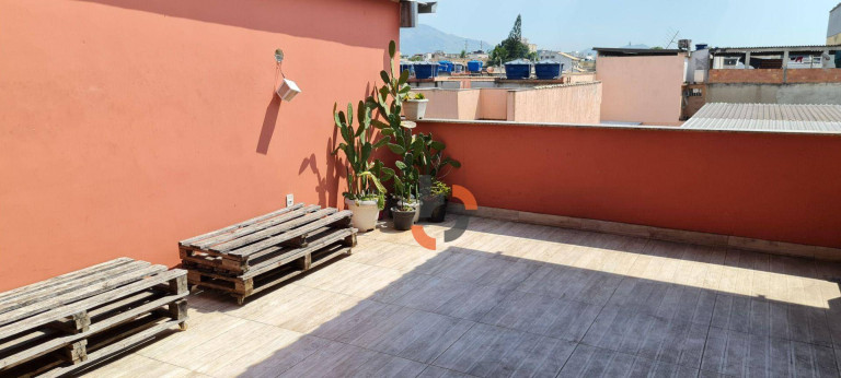 Imagem Casa com 3 Quartos à Venda, 241 m² em Centro - Nilópolis