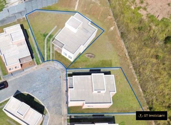Imagem Casa com 3 Quartos à Venda, 255 m² em Jardim Estância Brasil - Atibaia