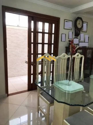 Imagem Casa com 3 Quartos à Venda, 159 m² em Campo Limpo - São Paulo Imagem Casa com 3 Quartos à Venda, 159 m² em Campo Limpo - São Paulo