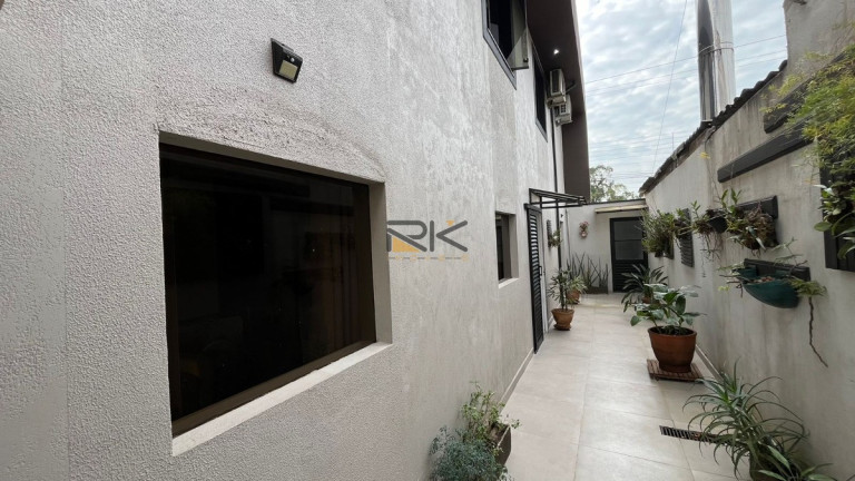 Imagem Casa com 4 Quartos à Venda, 250 m² em Centro - Ubatuba Imagem Casa com 4 Quartos à Venda, 250 m² em Centro - Ubatuba
