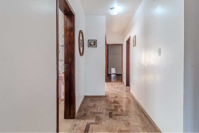 Imagem Casa com 6 Quartos à Venda, 210 m² em Passo Da Areia - Porto Alegre