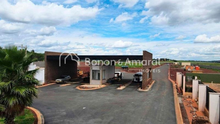 Imagem Terreno à Venda, 300 m² em Betel - Paulínia Imagem Terreno à Venda, 300 m² em Betel - Paulínia