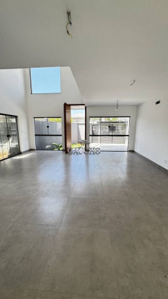 Imagem Casa com 3 Quartos à Venda, 339 m² em Recreio Dos Bandeirantes - Rio De Janeiro Imagem Casa com 3 Quartos à Venda, 339 m² em Recreio Dos Bandeirantes - Rio De Janeiro