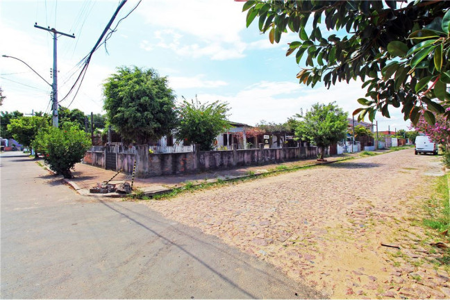 Imagem Casa com 3 Quartos à Venda,  em Sarandi - Porto Alegre