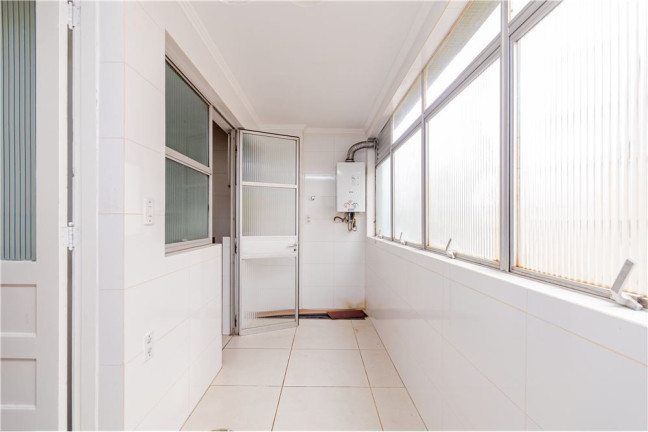 Imagem Imóvel com 3 Quartos à Venda,  em Auxiliadora - Porto Alegre
