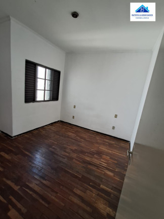 Imagem Casa com 3 Quartos à Venda, em Jardim Puche - Sumaré Imagem Casa com 3 Quartos à Venda, em Jardim Puche - Sumaré