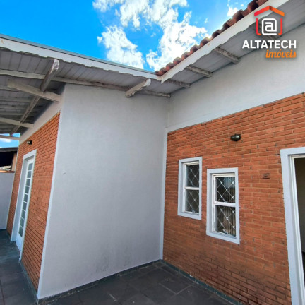 Imagem Casa com 3 Quartos à Venda, 106 m² em Vila Caio Junqueira - Poços De Caldas