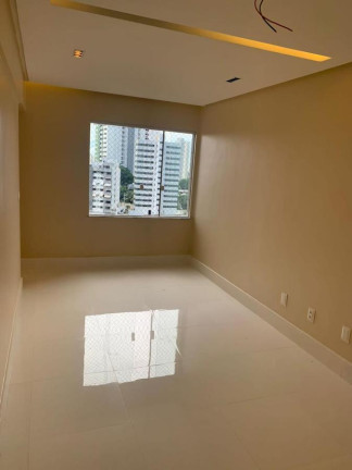 Imagem Apartamento com 2 Quartos à Venda, 60 m² em Candeal - Salvador