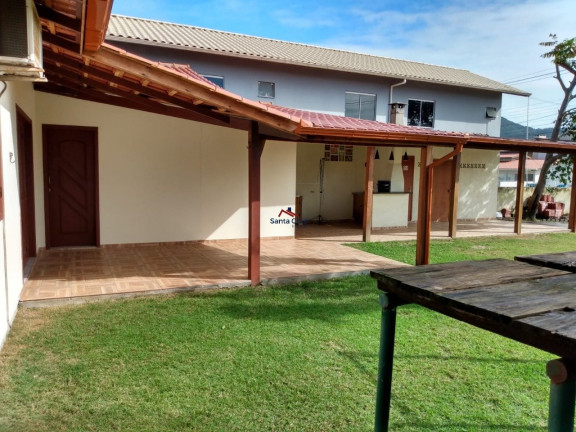 Imagem Casa com 3 Quartos à Venda, 360 m² em São João Do Rio Vermelho - Florianópolis Imagem Casa com 3 Quartos à Venda, 360 m² em São João Do Rio Vermelho - Florianópolis