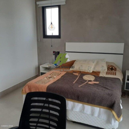 Imagem Casa com 4 Quartos à Venda, 227 m²