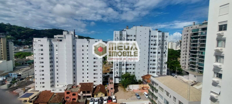 Imagem Apartamento com 3 Quartos à Venda, 70 m² em Centro - Florianópolis Imagem Apartamento com 3 Quartos à Venda, 70 m² em Centro - Florianópolis