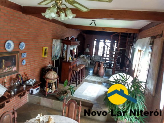 Imagem Casa com 5 Quartos à Venda, 350 m² em Camboinhas - Niterói