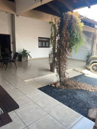 Imagem Casa com 3 Quartos à Venda, 150 m² em Recanto Dos Pássaros - Cuiabá Imagem Casa com 3 Quartos à Venda, 150 m² em Recanto Dos Pássaros - Cuiabá