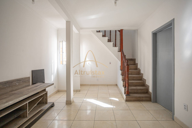 Imagem Casa com 5 Quartos à Venda, 240 m² em Bandeiras - Osasco