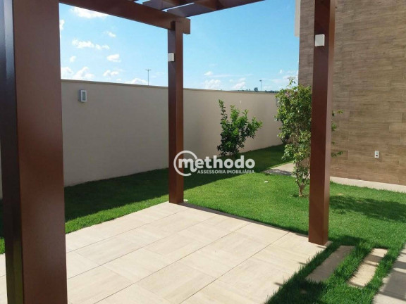 Imagem Casa com 3 Quartos à Venda, 233 m² em Parque Dos Ipes - Holambra