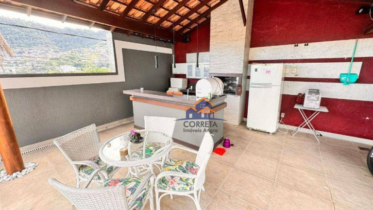 Casa com 4 Quartos à Venda, 243 m² em Parque Das Palmeiras - Angra Dos Reis