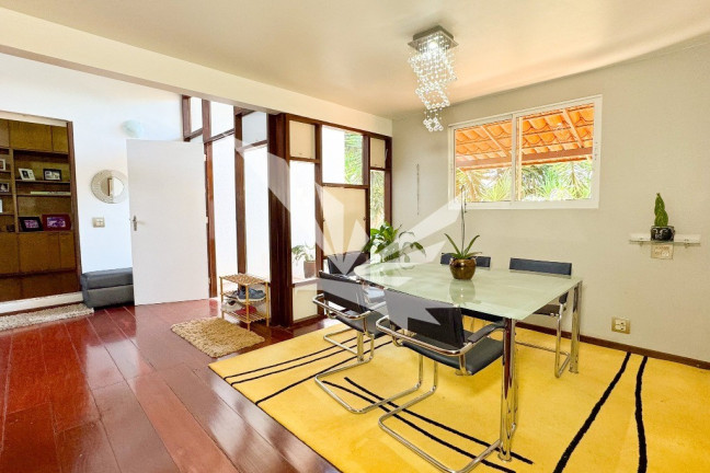 Imagem Casa com 5 Quartos à Venda, 520 m² em Setor De Habitações Individuais Norte - Brasília Imagem Casa com 5 Quartos à Venda, 520 m² em Setor De Habitações Individuais Norte - Brasília