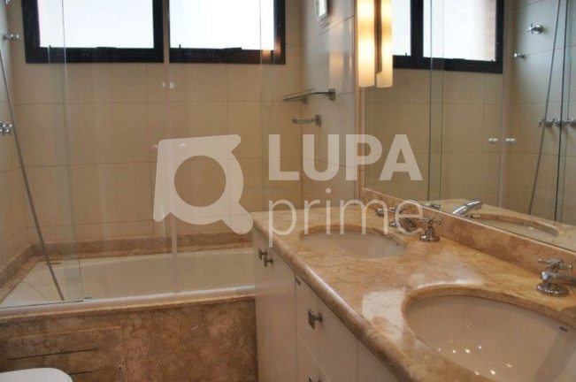 Imagem Apartamento com 3 Quartos à Venda, 184 m² em Vila Andrade - São Paulo Imagem Apartamento com 3 Quartos à Venda, 184 m² em Vila Andrade - São Paulo