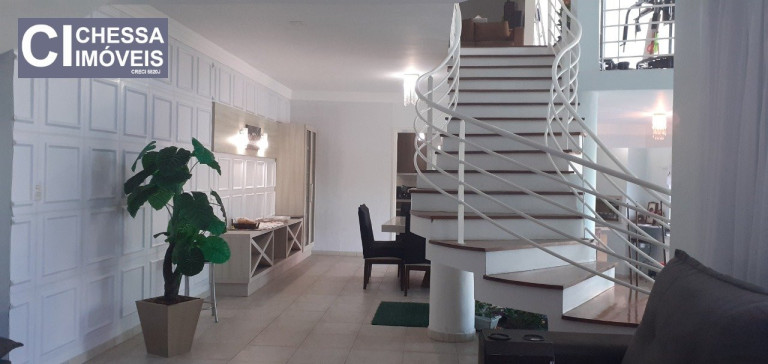 Imagem Sobrado com 5 Quartos à Venda, 516 m² em Fazenda - Itajaí