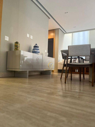 Sobrado com 4 Quartos à Venda ou Locação, 575 m² em Tamboré - Barueri