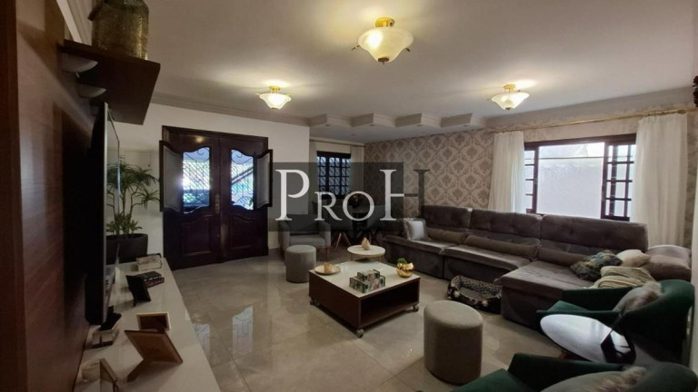 Sobrado com 4 Quartos à Venda, 220 m² em Santa Maria - Santo André